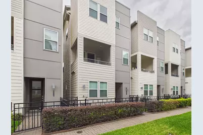 2711 Clinton Drive, Houston, TX 77020 - Photo 2