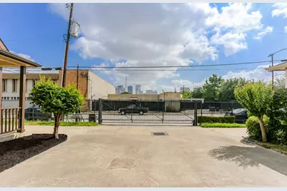 1310 Dennis Street, Houston, TX 77004 - Photo 14