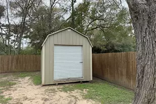 3008 Calhoun St, Bacliff, TX 77518 - Photo 16