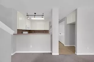 135 Binnacle Ct, Willis, TX 77318 - Photo 8