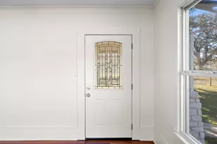 1117 S Madison St, La Grange, TX 78945 - Photo 2