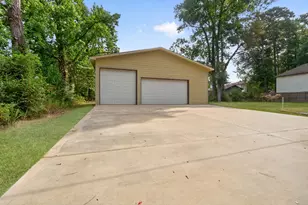 155 Cherry Tree, Livingston, TX 77351 - Photo 24