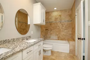 2911 Blodgett St, Houston, TX 77004 - Photo 14
