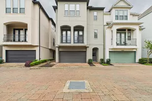 11025 Sherwood Grv, Houston, TX 77043 - Photo 1