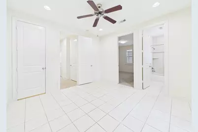 11025 Sherwood Grove, Houston, TX 77043 - Photo 6