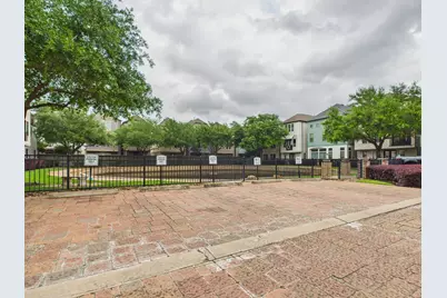 11025 Sherwood Grove, Houston, TX 77043 - Photo 40