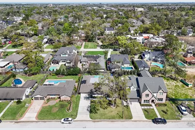 8710 Burkhart Road, Houston, TX 77055 - Photo 42