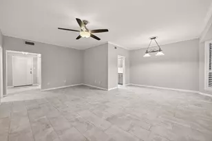 2400 N Braeswood Blvd, Houston, TX 77030 - Photo 10