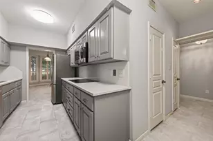 2400 N Braeswood Blvd, Houston, TX 77030 - Photo 18