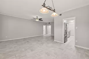 2400 N Braeswood Blvd, Houston, TX 77030 - Photo 12