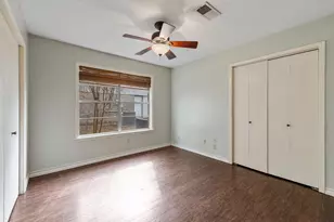 3917 Hilltop Dr, Bryan, TX 77801 - Photo 28