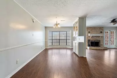 3917 Hilltop Drive, Bryan, TX 77801 - Photo 8