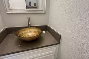 11000 Kinghurst Dr, Houston, TX 77099 - Photo 8