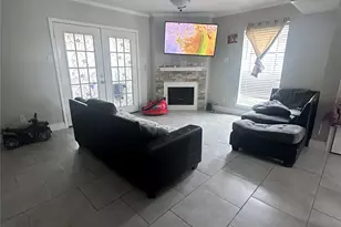11000 Kinghurst Dr, Houston, TX 77099 - Photo 4