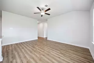 805 Clear Vly Ln, Dayton, TX 77535 - Photo 6