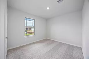 805 Clear Vly Ln, Dayton, TX 77535 - Photo 12