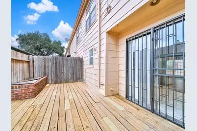 9901 Sharpcrest Street #H4, Houston, TX 77036 - Photo 20