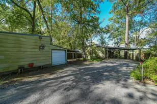 96 N Lakeside Dr, Huntsville, TX 77320 - Photo 2