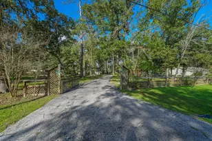 96 N Lakeside Dr, Huntsville, TX 77320 - Photo 22