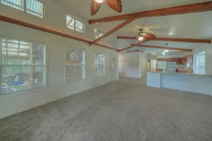 96 N Lakeside Dr, Huntsville, TX 77320 - Photo 20