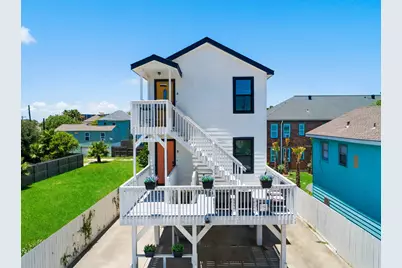 1910 Avenue O 1/2, Galveston, TX 77550 - Photo 2