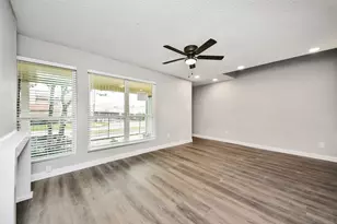 781 Country Pl Dr, Houston, TX 77079 - Photo 22