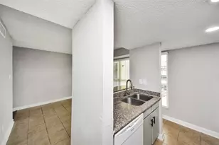 781 Country Pl Dr, Houston, TX 77079 - Photo 18