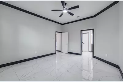14414 Castle Cove Lane, Houston, TX 77044 - Photo 16
