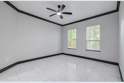 14414 Castle Cove Lane, Houston, TX 77044 - Photo 26