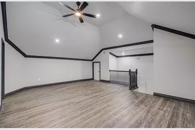 14414 Castle Cove Lane, Houston, TX 77044 - Photo 30