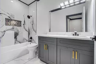 14414 Castle Cove Ln, Houston, TX 77044 - Photo 32