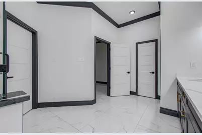 14414 Castle Cove Lane, Houston, TX 77044 - Photo 20