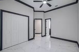14414 Castle Cove Ln, Houston, TX 77044 - Photo 34