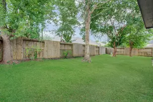 14414 Castle Cove Ln, Houston, TX 77044 - Photo 44