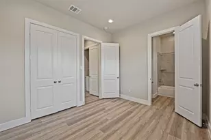 9016 Lonestar Creekbend Ln, Houston, TX 77080 - Photo 14