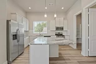 9016 Lonestar Creekbend Ln, Houston, TX 77080 - Photo 4