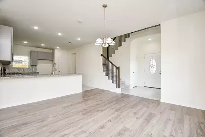 2811 Bowlin Leaf Lane, Houston, TX 77014 - Photo 8