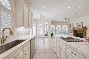 13719 Ashley Run, Houston, TX 77077 - Photo 14