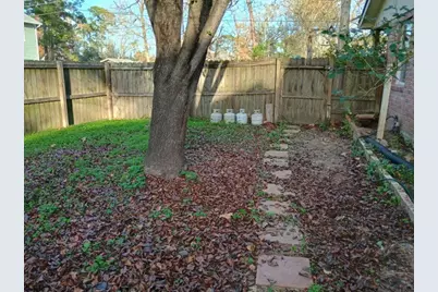 325 Pine Harbor Drive, Onalaska, TX 77360 - Photo 32