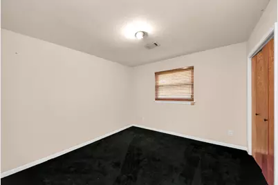 10318 Knoboak Drive, Houston, TX 77043 - Photo 16