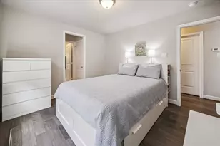 832B W 26th St, Houston, TX 77008 - Photo 16