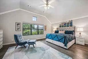 832B W 26th St, Houston, TX 77008 - Photo 4