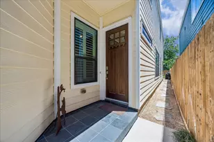 832B W 26th St, Houston, TX 77008 - Photo 22