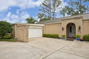 246 Gessner Rd, Houston, TX 77024 - Photo 26