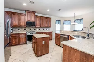 907 Colorado Springs Ct, Spring, TX 77373 - Photo 8