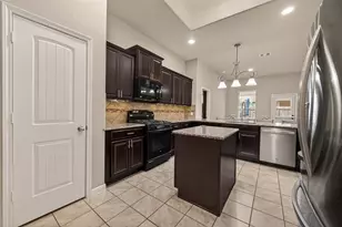 106 Bogey Cir, La Porte, TX 77571 - Photo 16