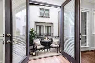 1112 Peveto St, Houston, TX 77019 - Photo 8