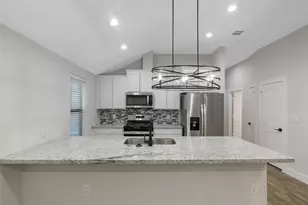 13018 Walden Rd, Montgomery, TX 77356 - Photo 2