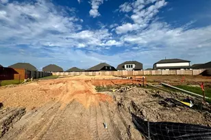 2602 Ivory Basewood Ln, Katy, TX 77493 - Photo 2