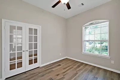 187 Buckeye Drive, Montgomery, TX 77316 - Photo 4